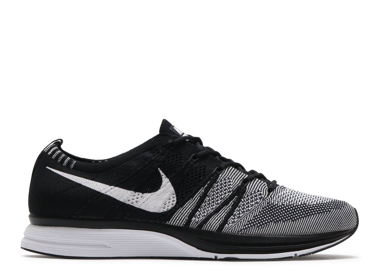 Nike Flyknit Trainer Oreo