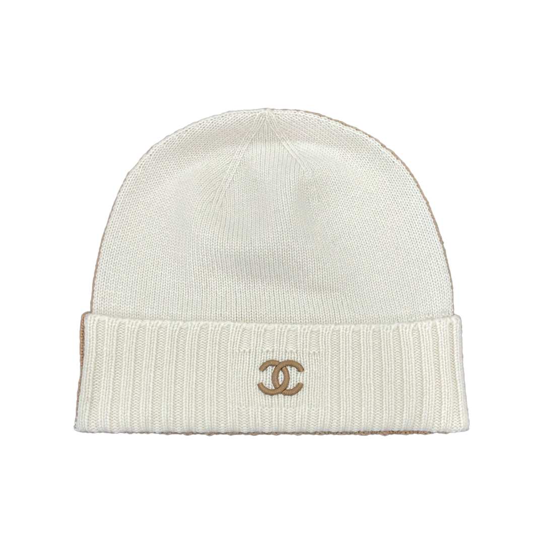 Chanel Beanie Flipped Beige & White